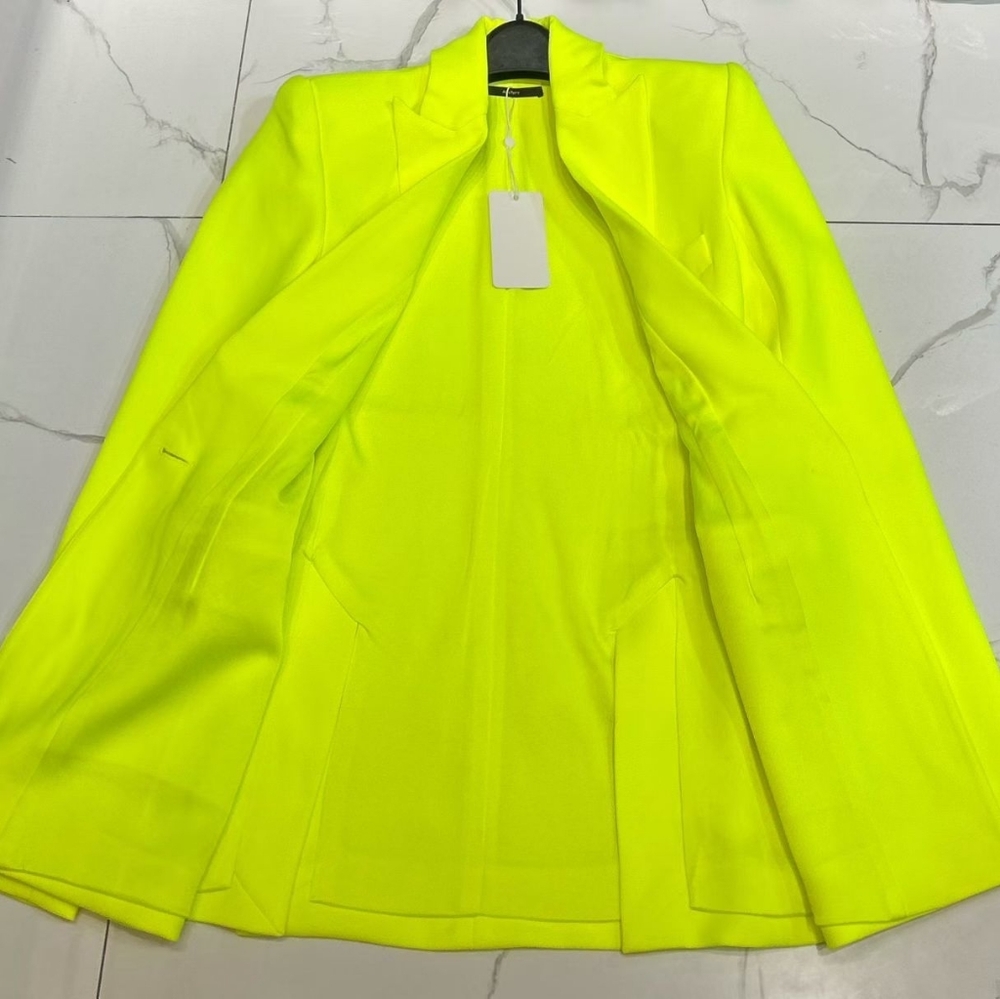 Alex Perry Carter Blazer - Picture 4 of 7